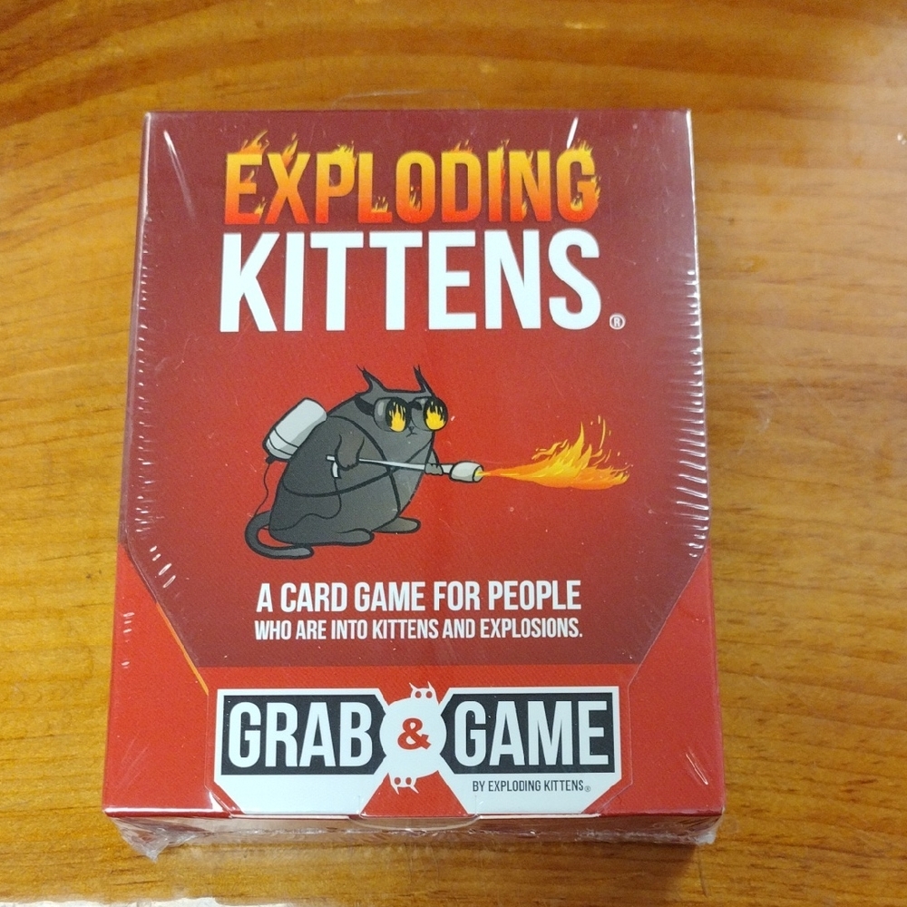 Exploding Kittens Grab And Game , New!